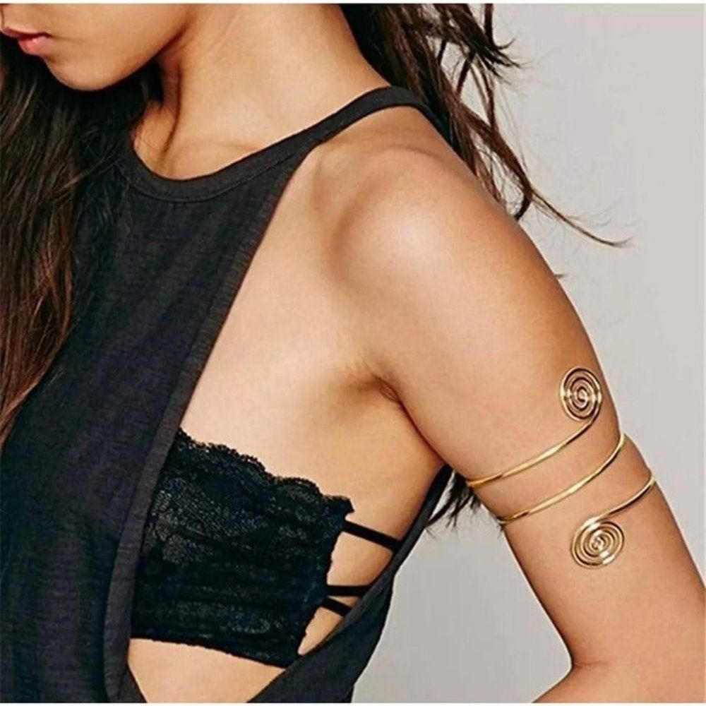 Wide Arm Bracelet Egyptian Punk Round Bracelet